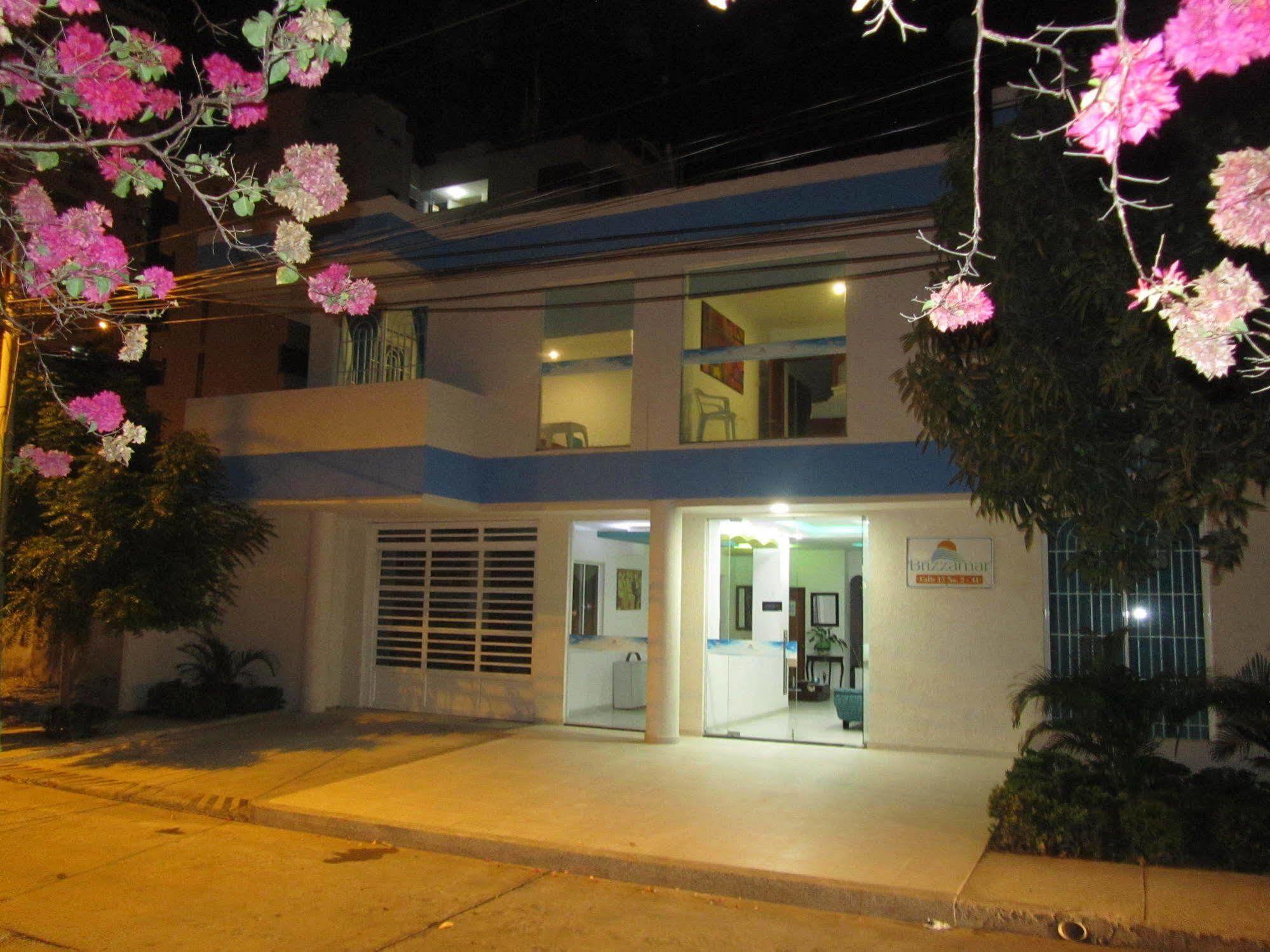 Brizzamar Hotel Santa Marta  Exterior foto